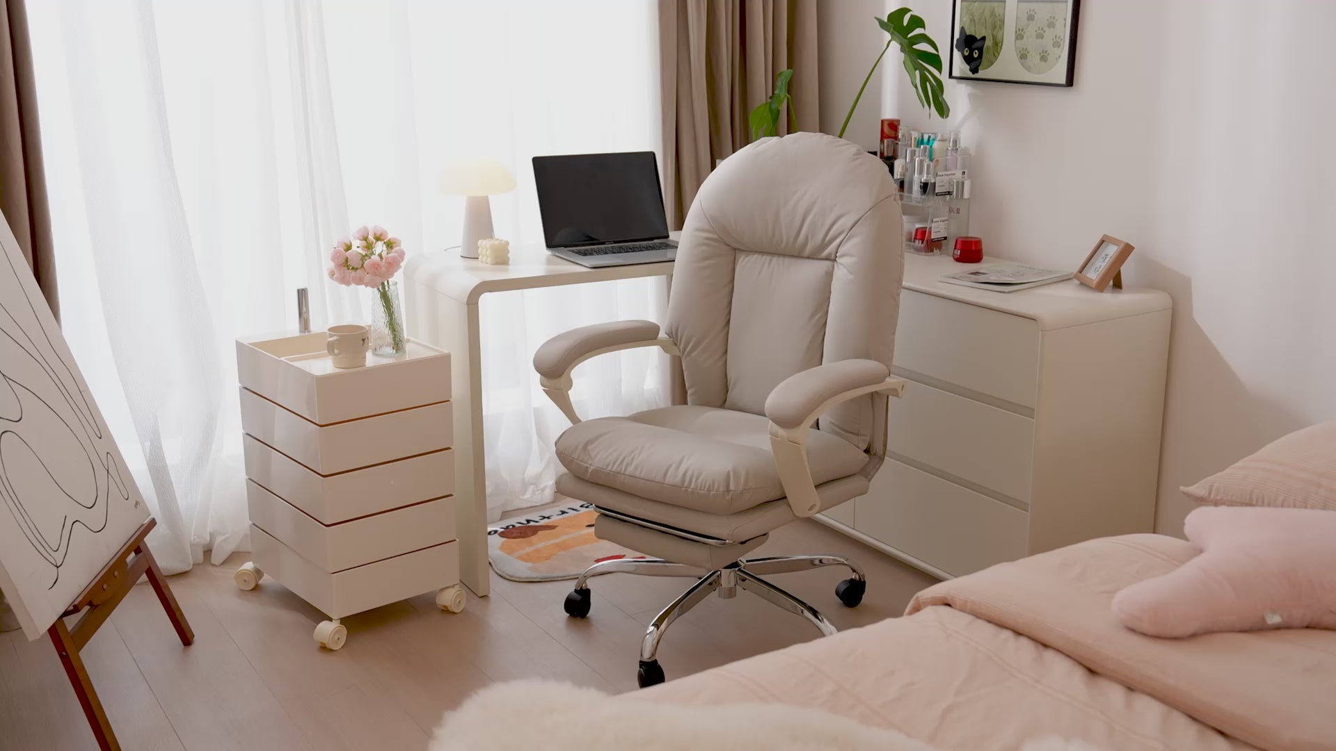 EMIAH C586 Ergonomic Ultra-Comfortable Office Chair with Foot Rest